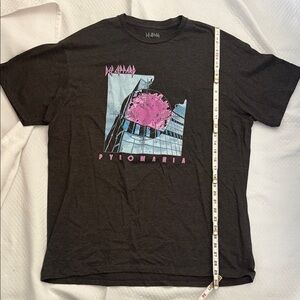 Def Leppard “Pyromania” Black Graphic T-Shirt. Size 2XL